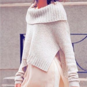 Eileen Fisher Cashmere Blend Ivory Beige Cowl Neck Sweater - Size Small